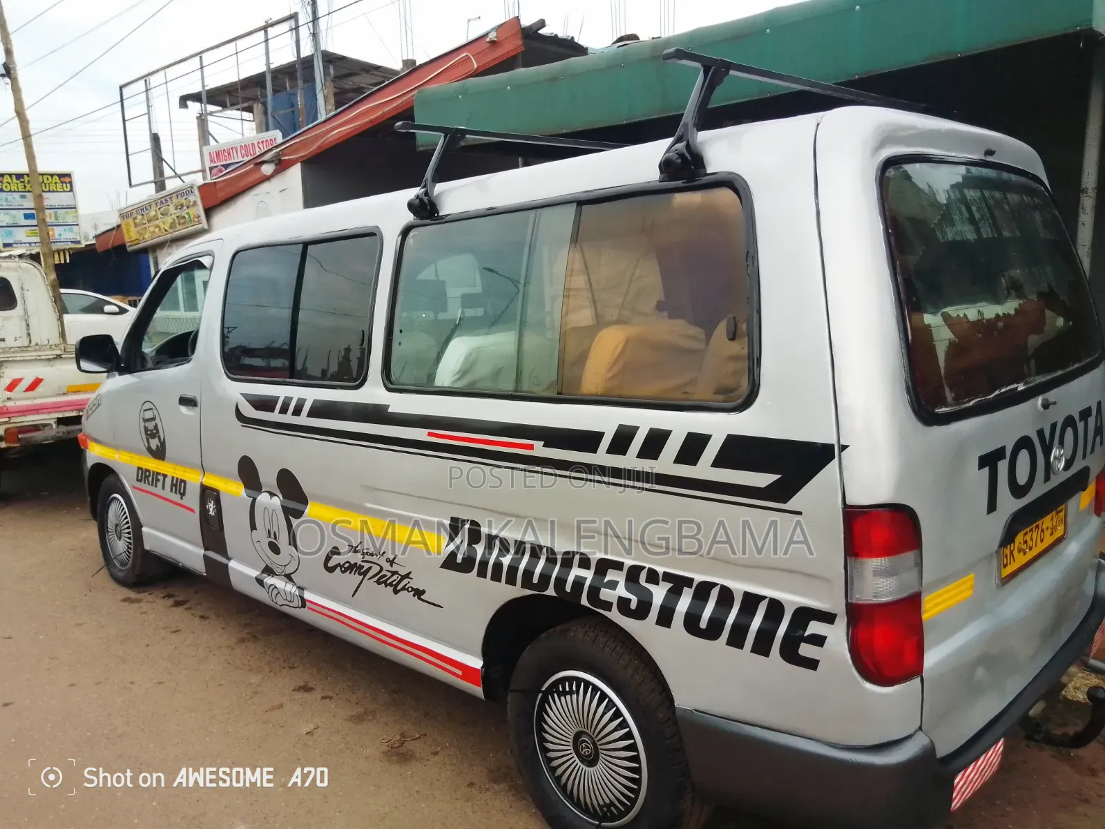 Toyota HiAce 2010 Silver
