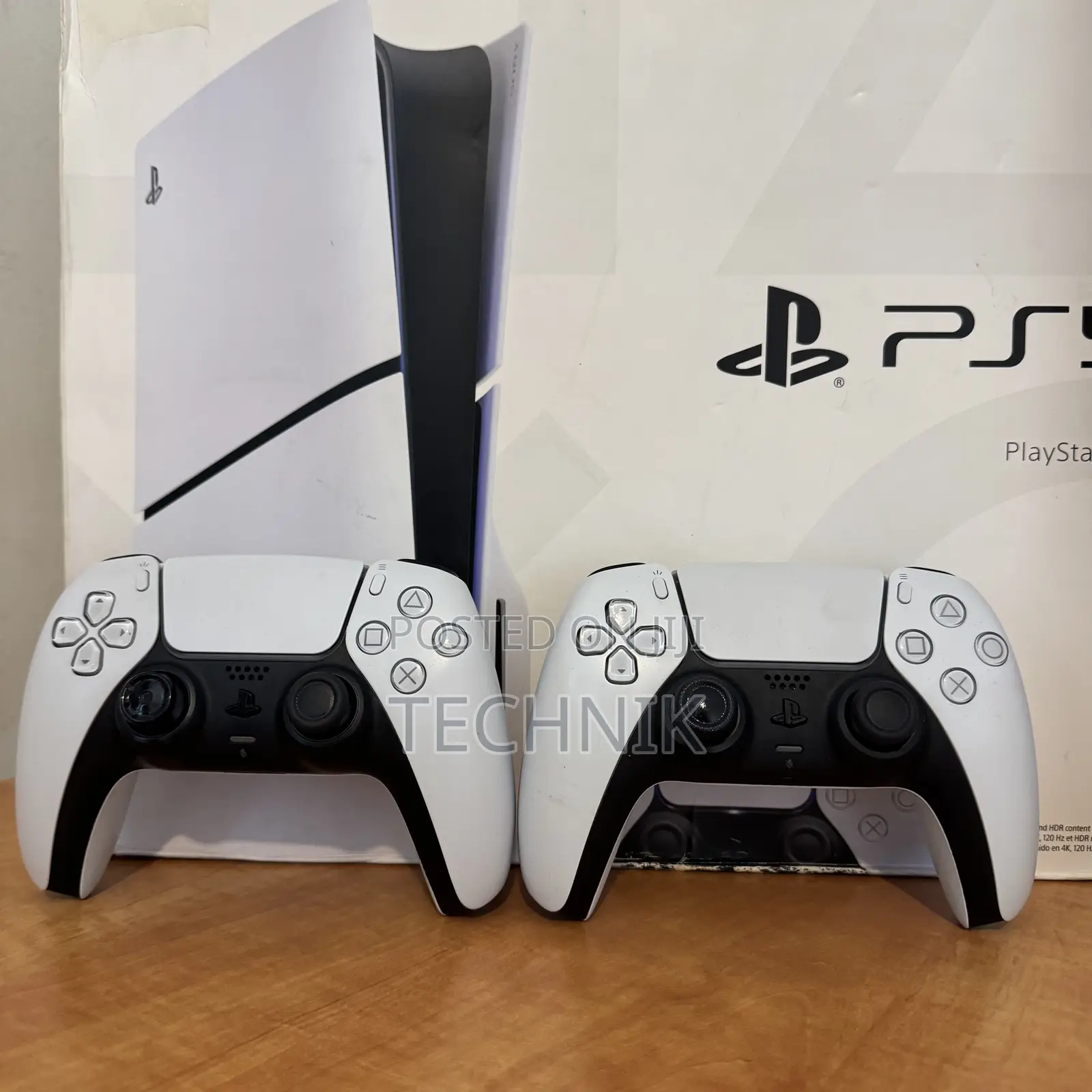 Playstation 5 Slim Standard With Two Controllers