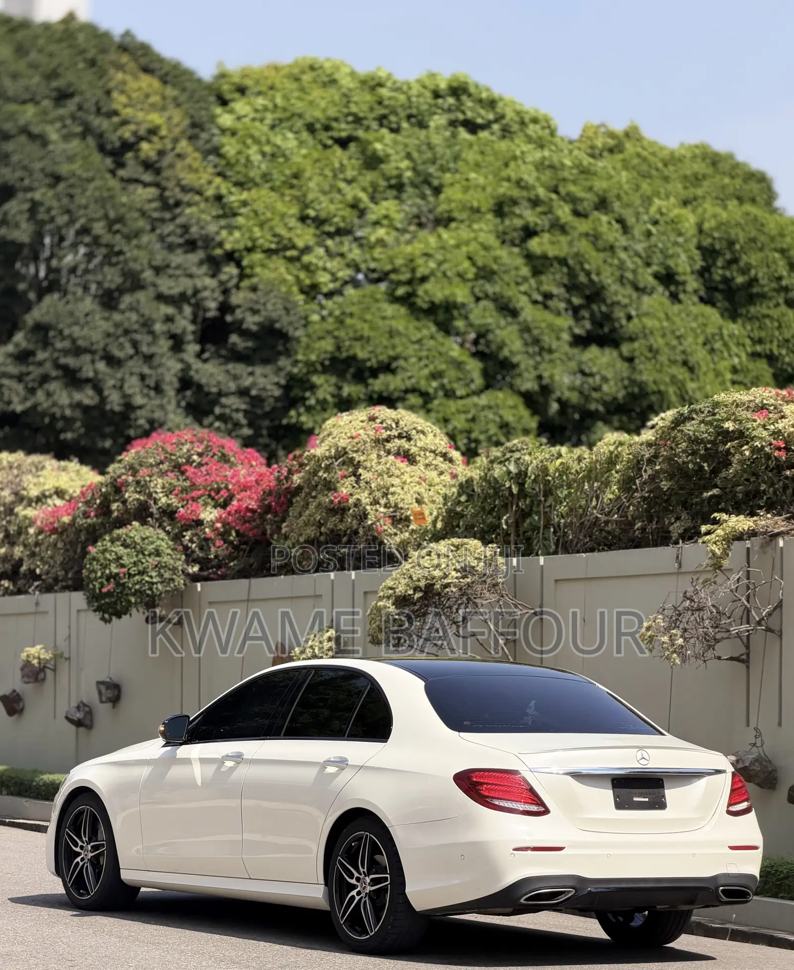 Mercedes-Benz E300 2019 White