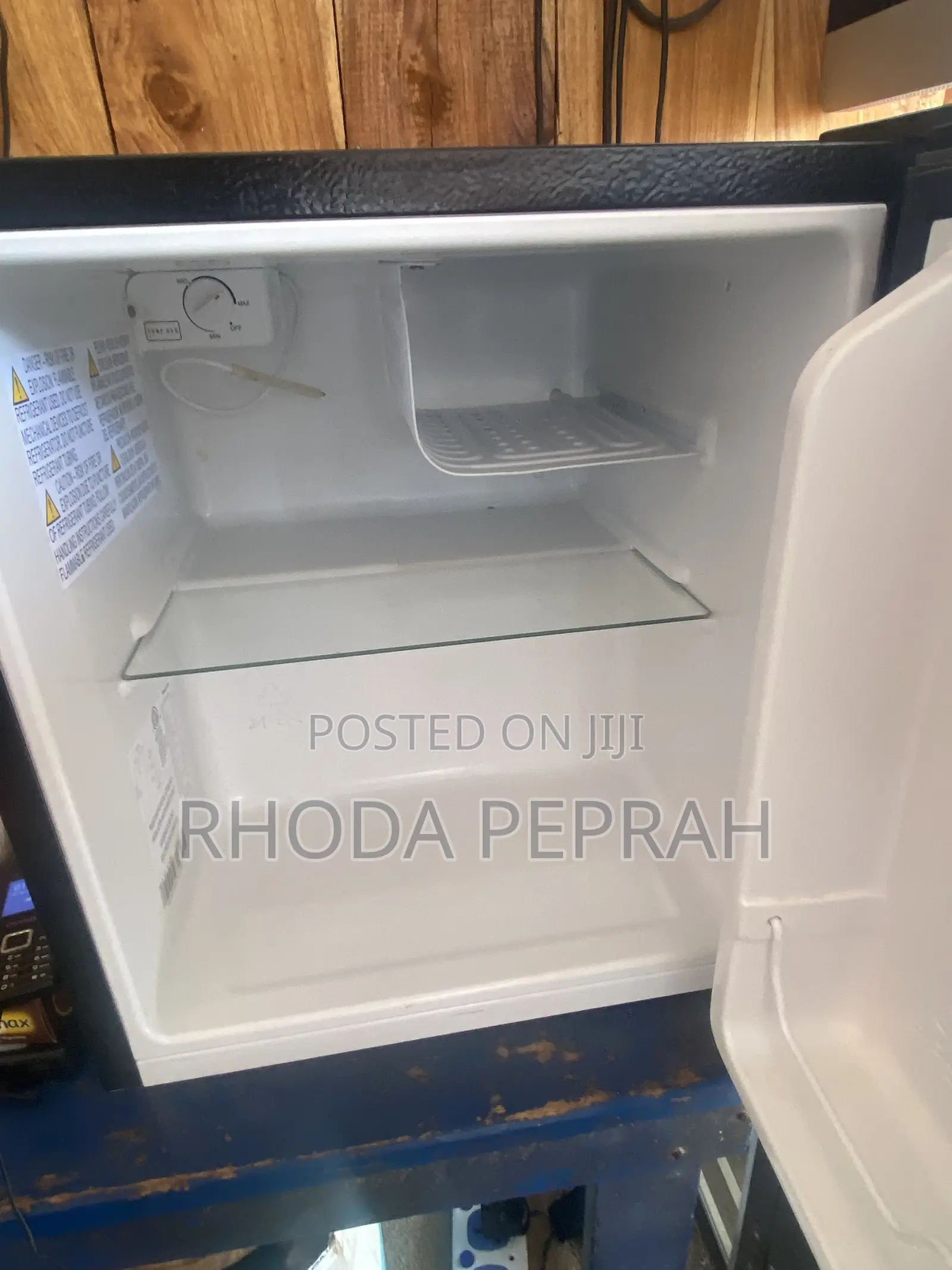 Hisense Single-Door Mini Fridge