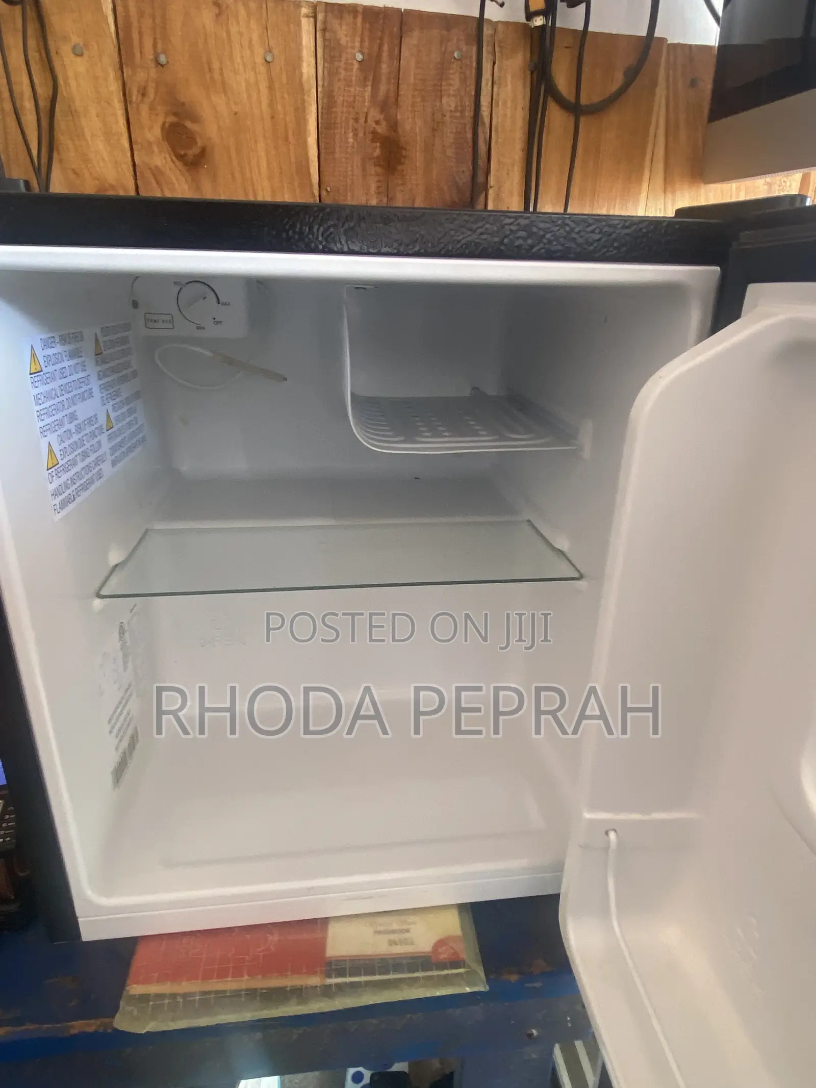 Hisense Single-Door Mini Fridge