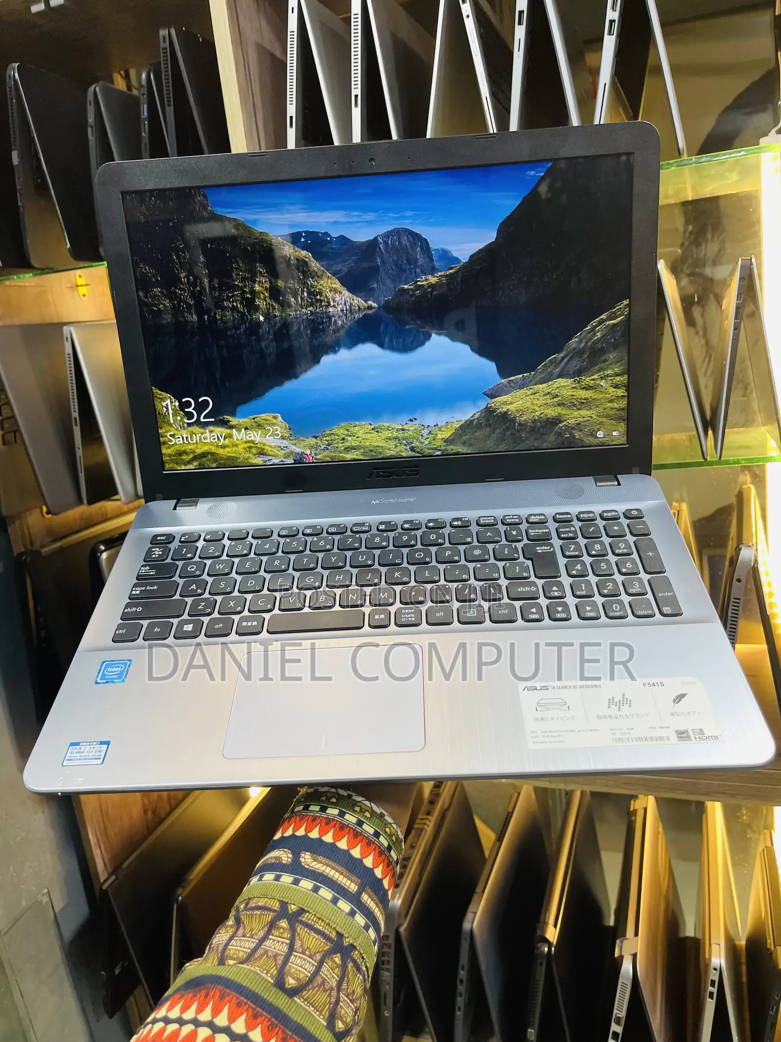 Laptop Asus VivoBook X540SA 4GB Intel Celeron SSD 500GB