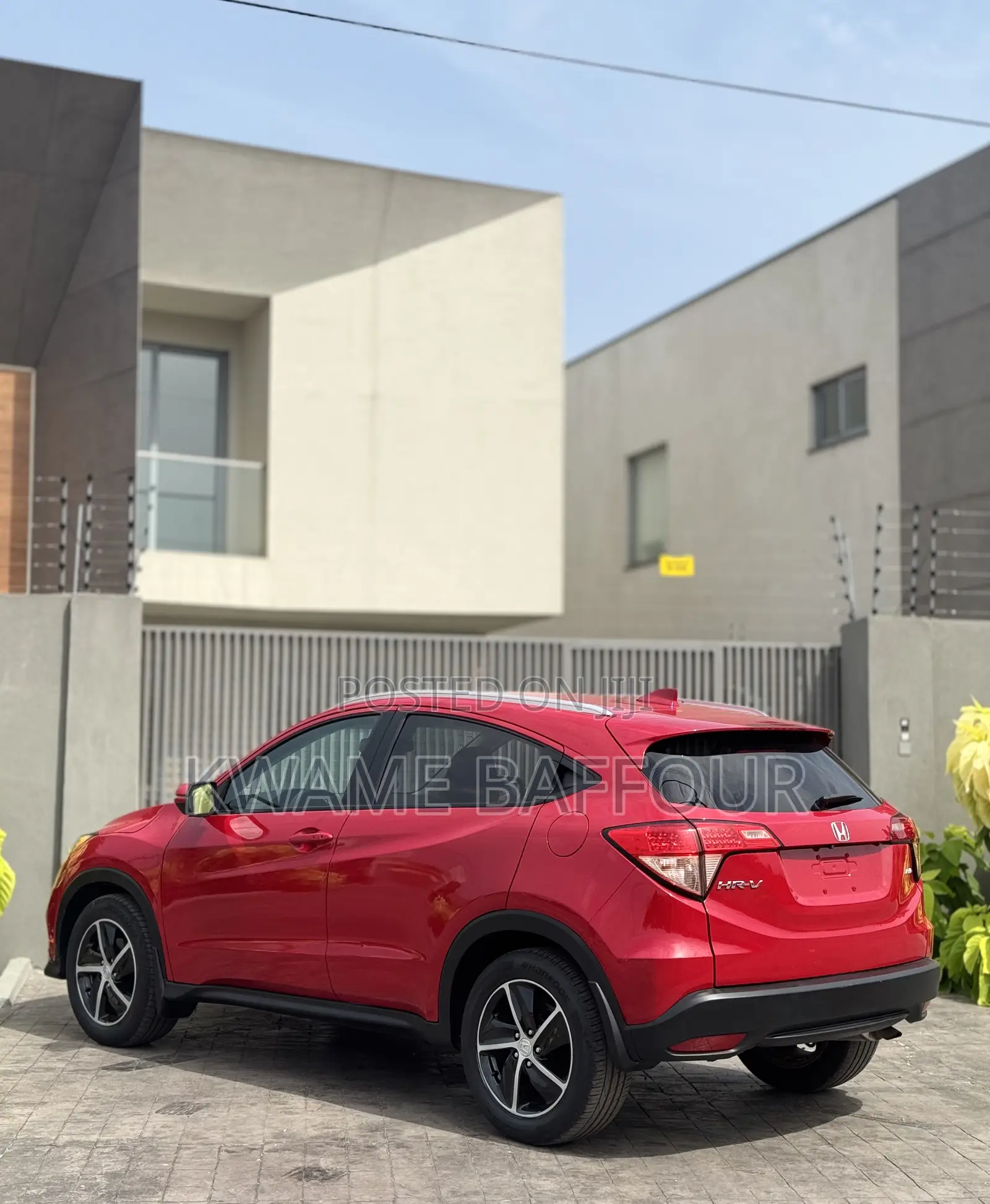 Honda HR-V 4dr SUV (1.5L 4cyl CVT) 2016 Red