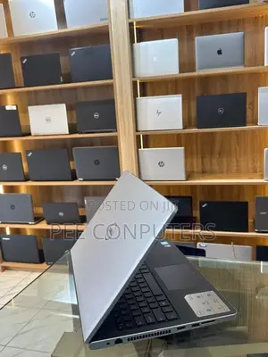 Laptop Dell Inspiron 15 8GB Intel Core i5 HDD 1T