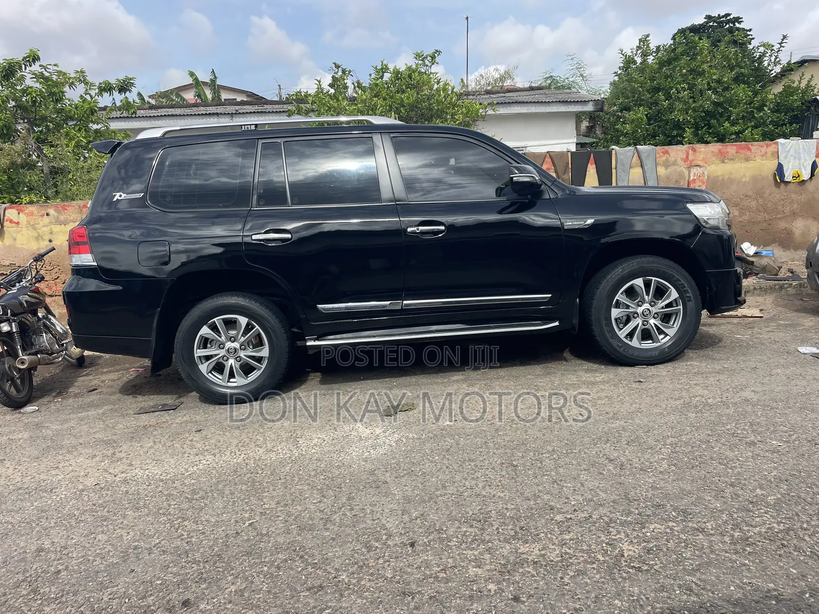 Toyota Land Cruiser 2016 Black