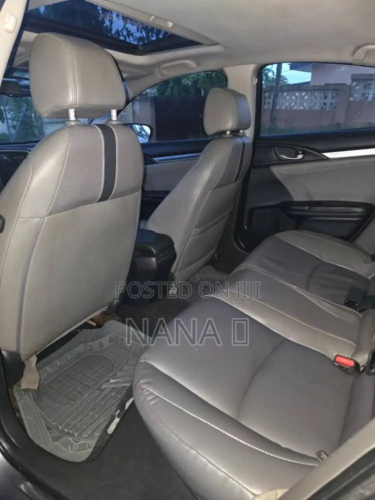 Honda Civic EX-L Sedan 2018 Gray