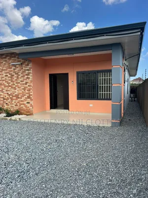 3bdrm House in Hnc Properties, Pokuase for sale
