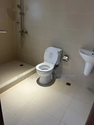 3bdrm House in Hnc Properties, Pokuase for sale