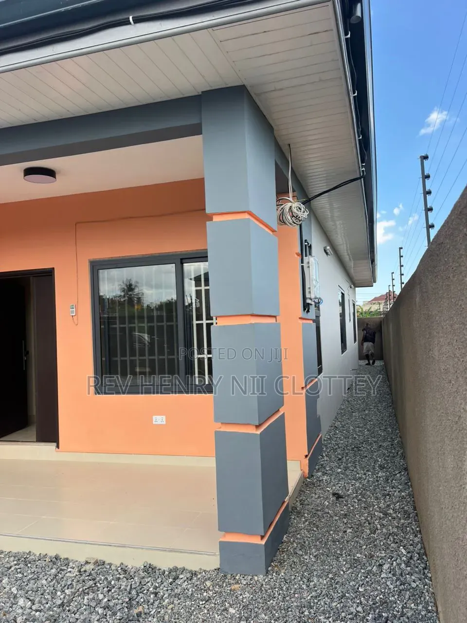 3bdrm House in Hnc Properties, Pokuase for sale