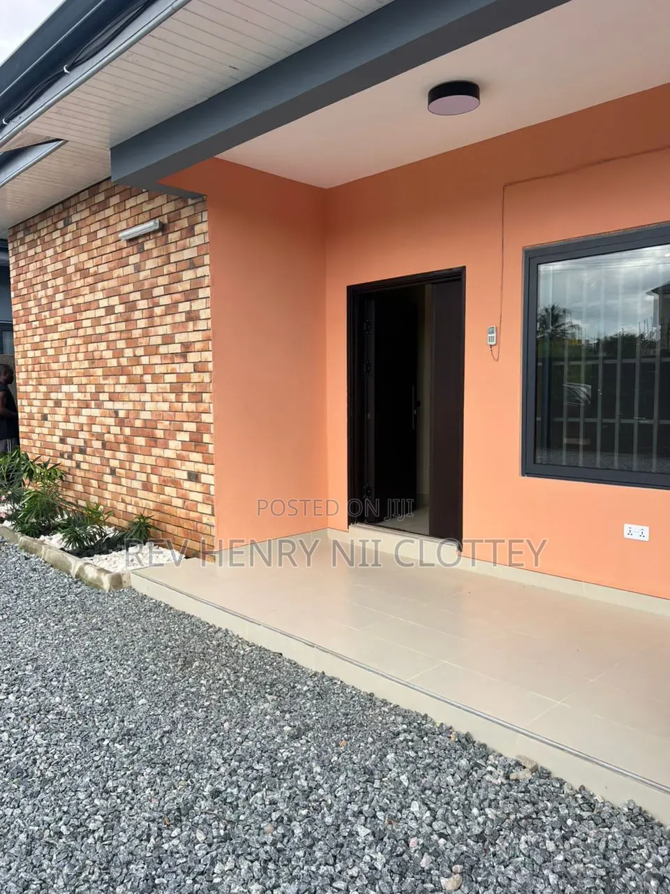 3bdrm House in Hnc Properties, Pokuase for sale