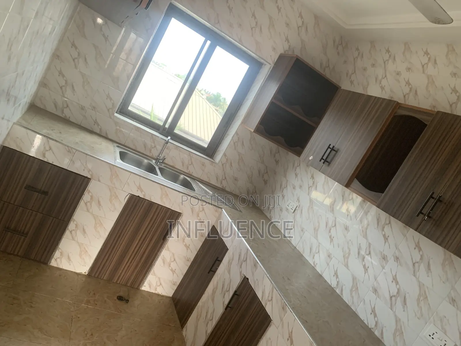 1bdrm Apartment in East Legon for rent
