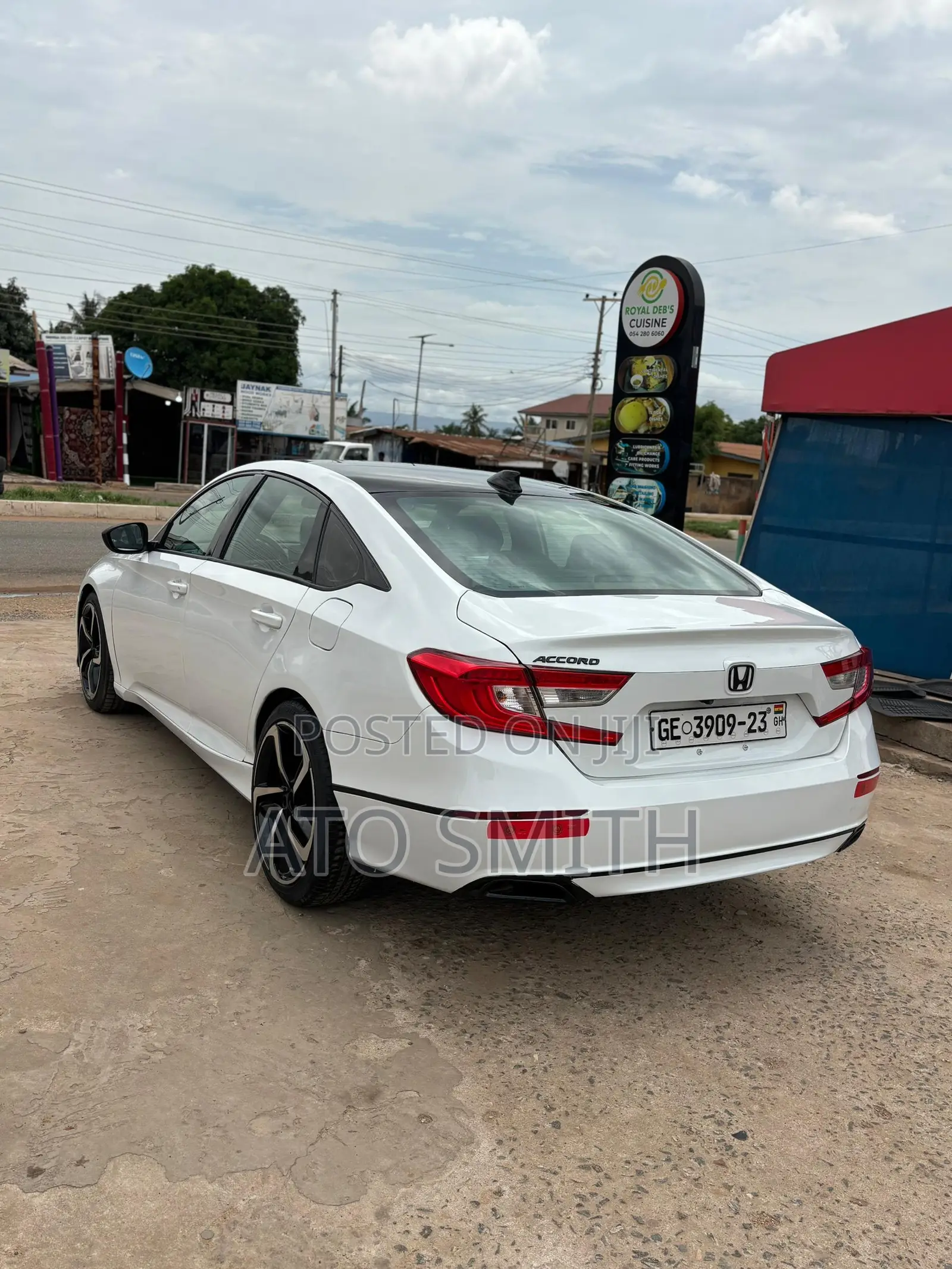 Honda Accord 2018 White