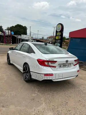 Honda Accord 2018 White