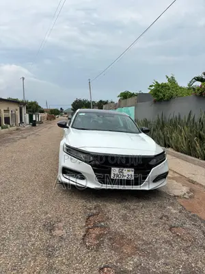 Honda Accord 2018 White