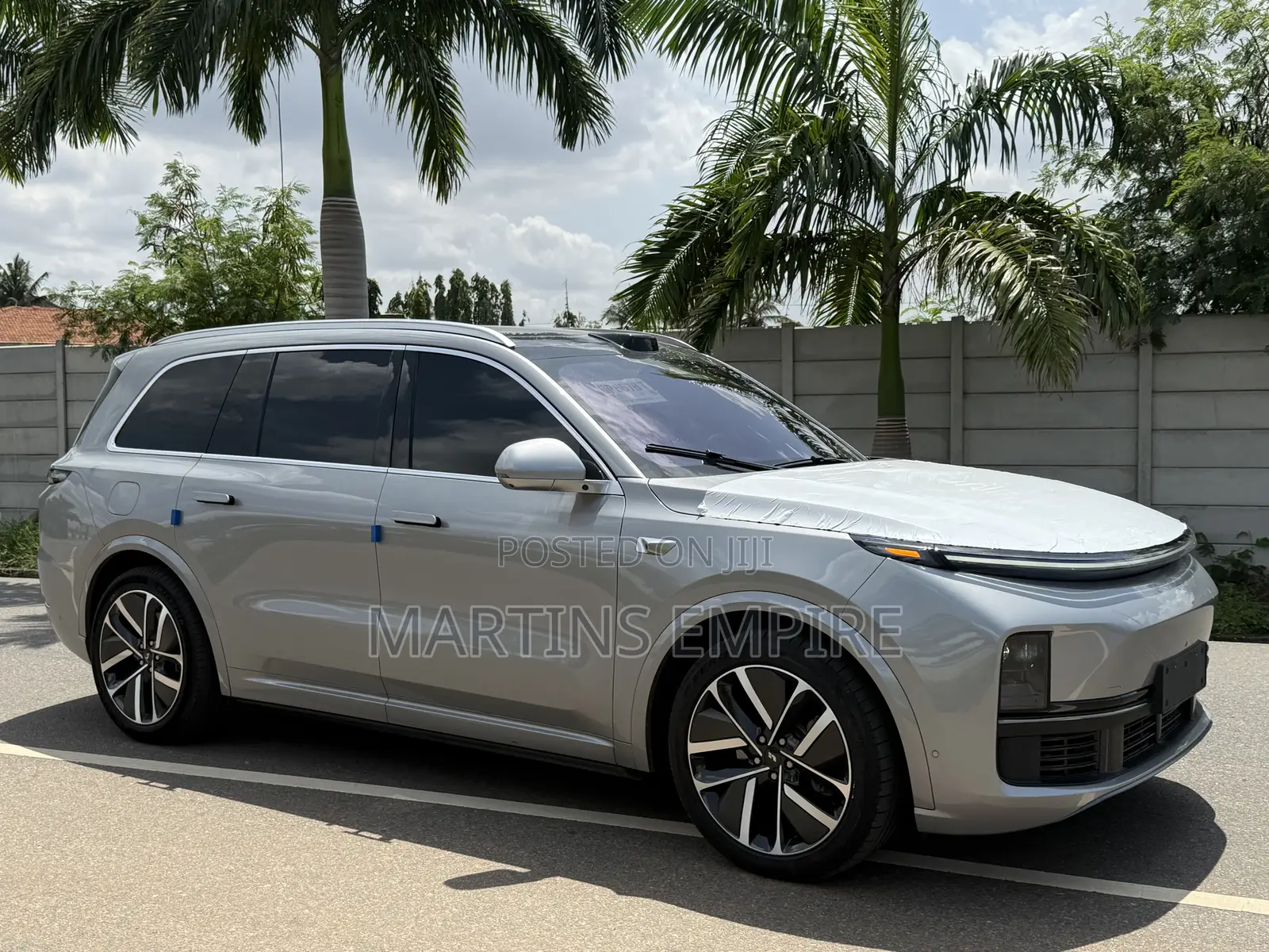 New Li Auto L9 1.5 Hybrid AWD 2022 Silver