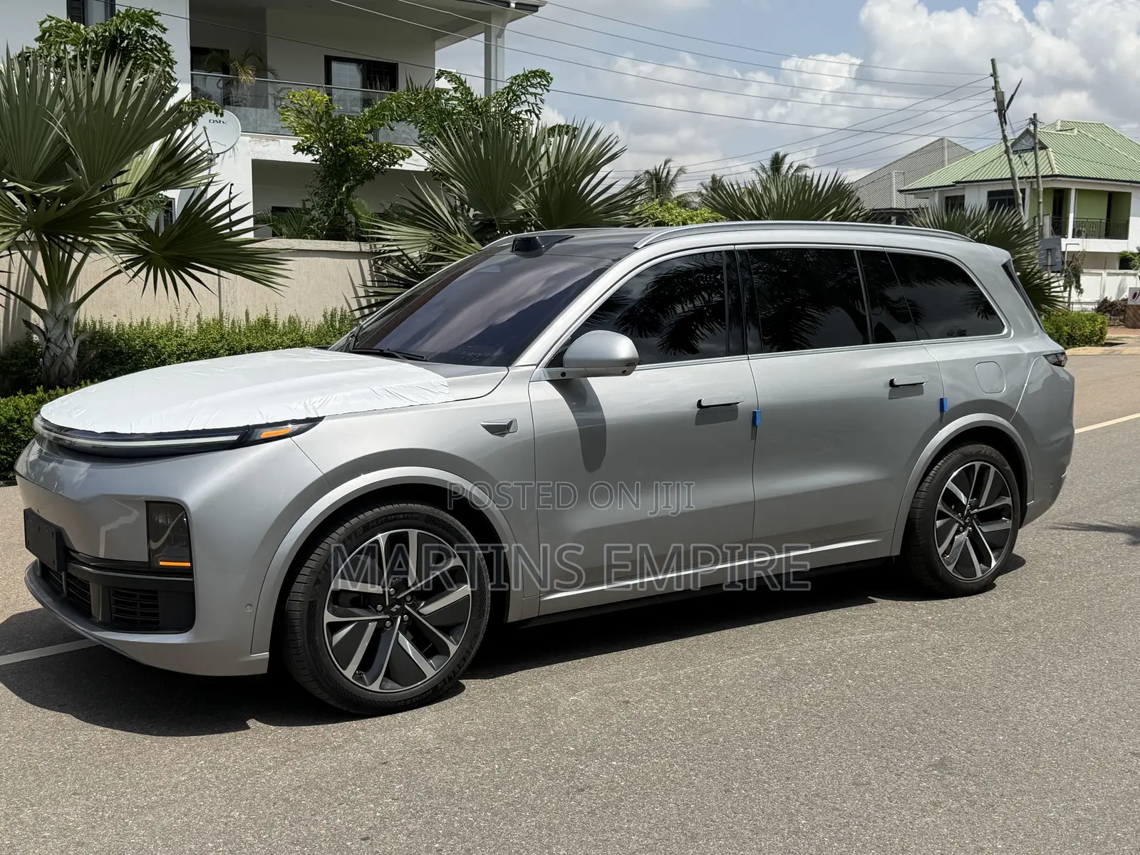 New Li Auto L9 1.5 Hybrid AWD 2022 Silver