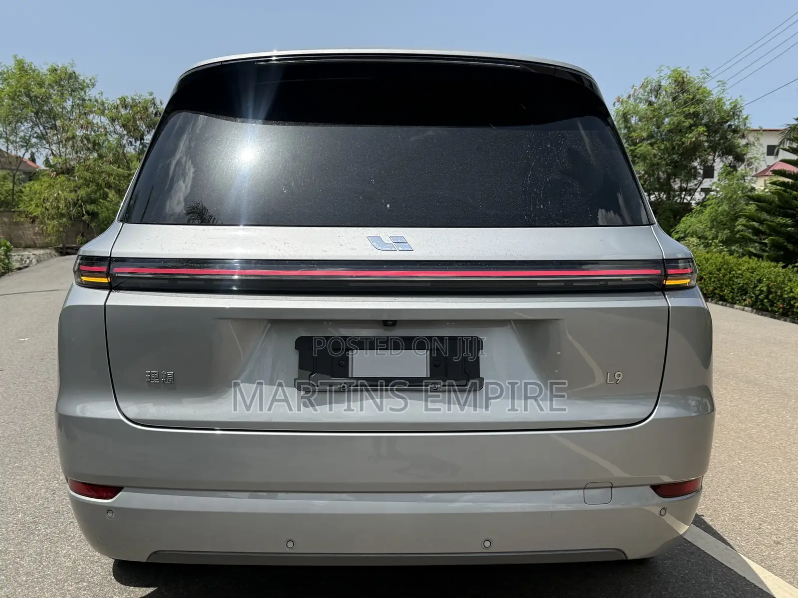 New Li Auto L9 1.5 Hybrid AWD 2022 Silver