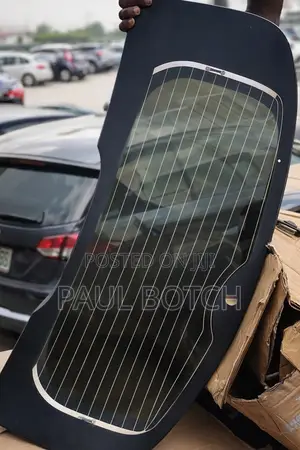 Nissan Rogue 2013 Back Glass
