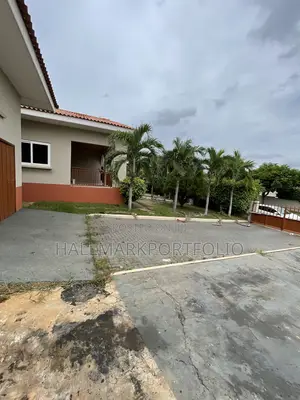 5bdrm House in Regimanuel Gray, Spintex for sale