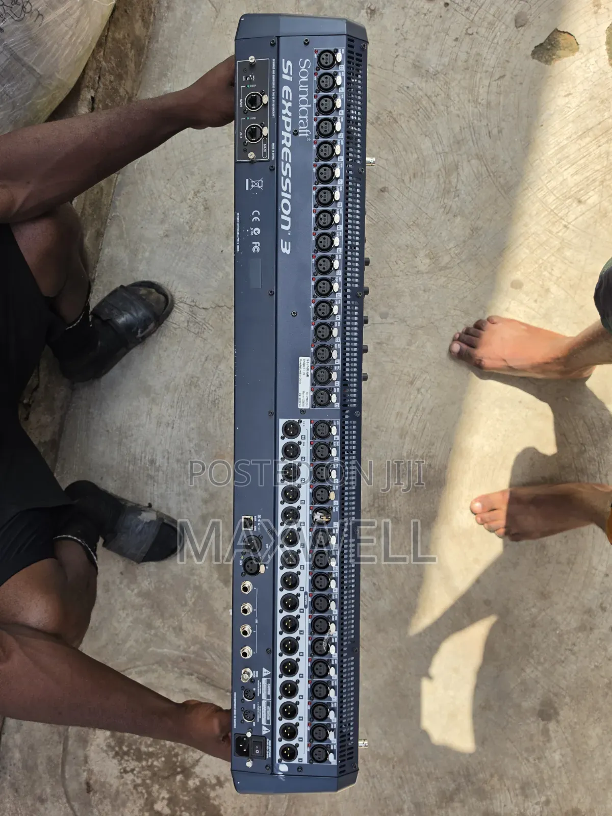 Soundcraft Si Expression 3 – 32-Channel Digital Mixing Console