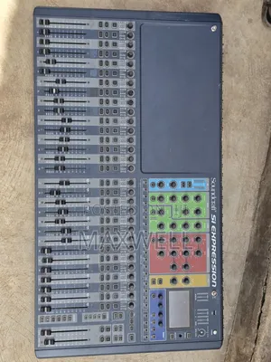 Soundcraft Si Expression 3 – 32-Channel Digital Mixing Console