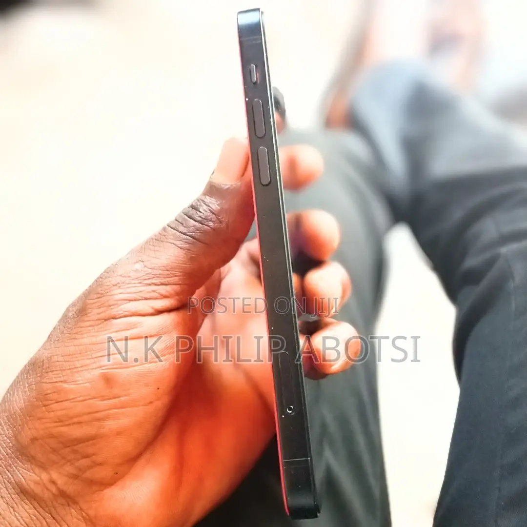 Apple iPhone 12 128 GB Red