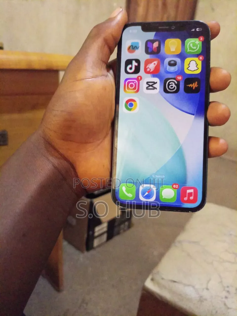 Apple iPhone 12 64 GB Black