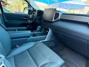 Toyota Tundra Limited CrewMax 5.5' Bed 2024 Gray