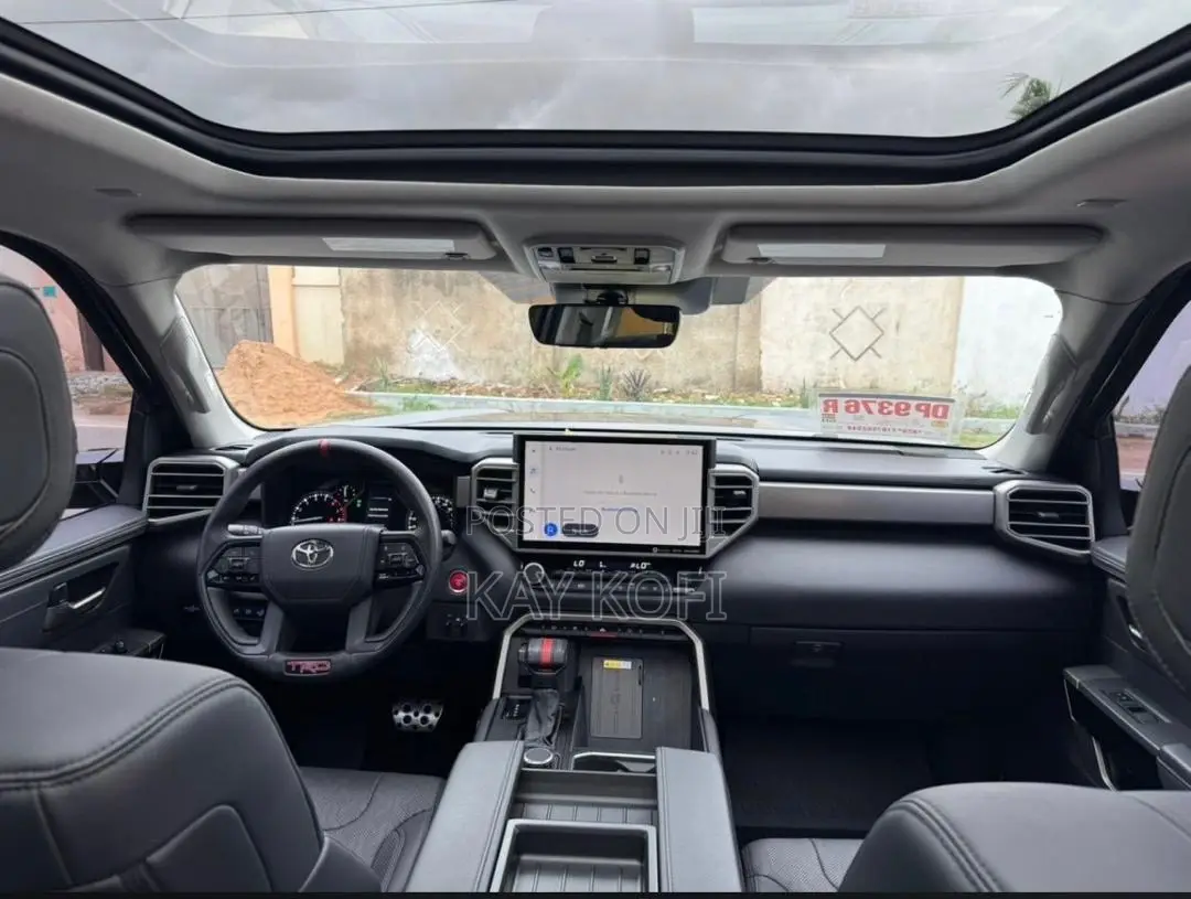 Toyota Tundra Limited CrewMax 5.5' Bed 2024 Gray