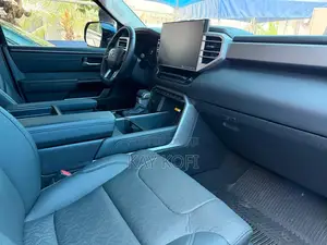 Toyota Tundra Limited CrewMax 5.5' Bed 2024 Gray