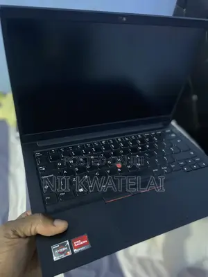 Laptop Lenovo ThinkPad E14 Gen 3 16GB AMD Ryzen 5 SSD 512GB