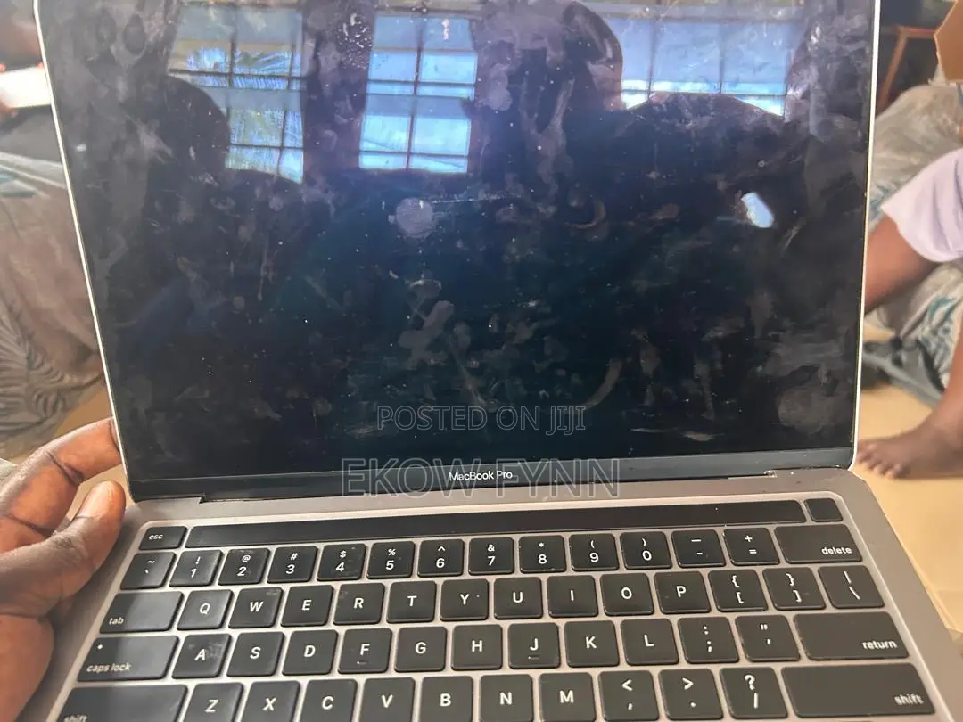 Laptop Apple MacBook 16GB Intel Core i5 SSD 512GB