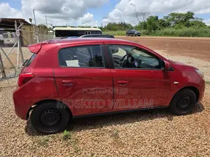Mitsubishi Mirage SE 2017 Red
