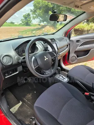 Mitsubishi Mirage SE 2017 Red