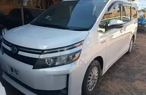Toyota Voxy 2015 White