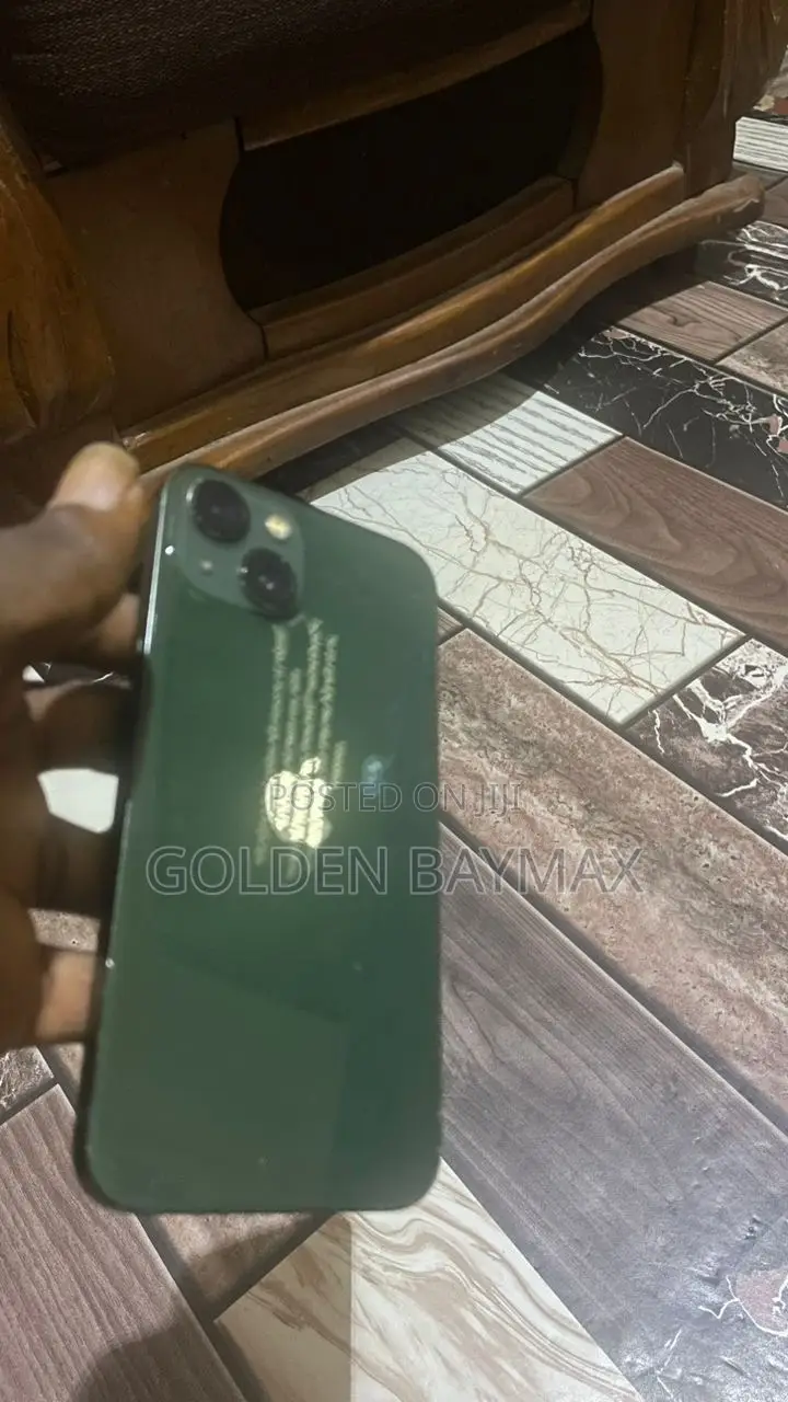 Apple iPhone 13 128 GB Green
