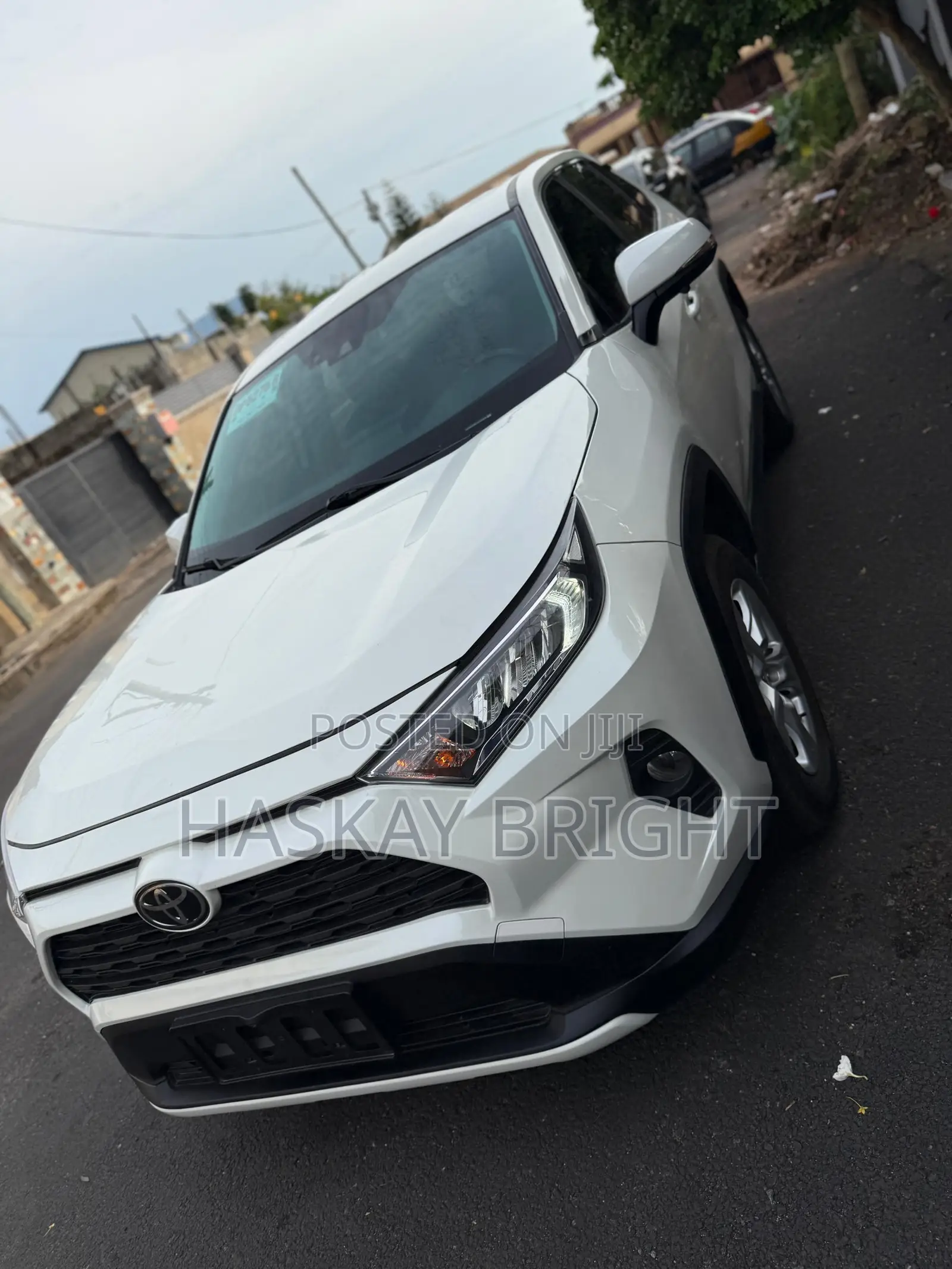 Toyota RAV4 2020 White