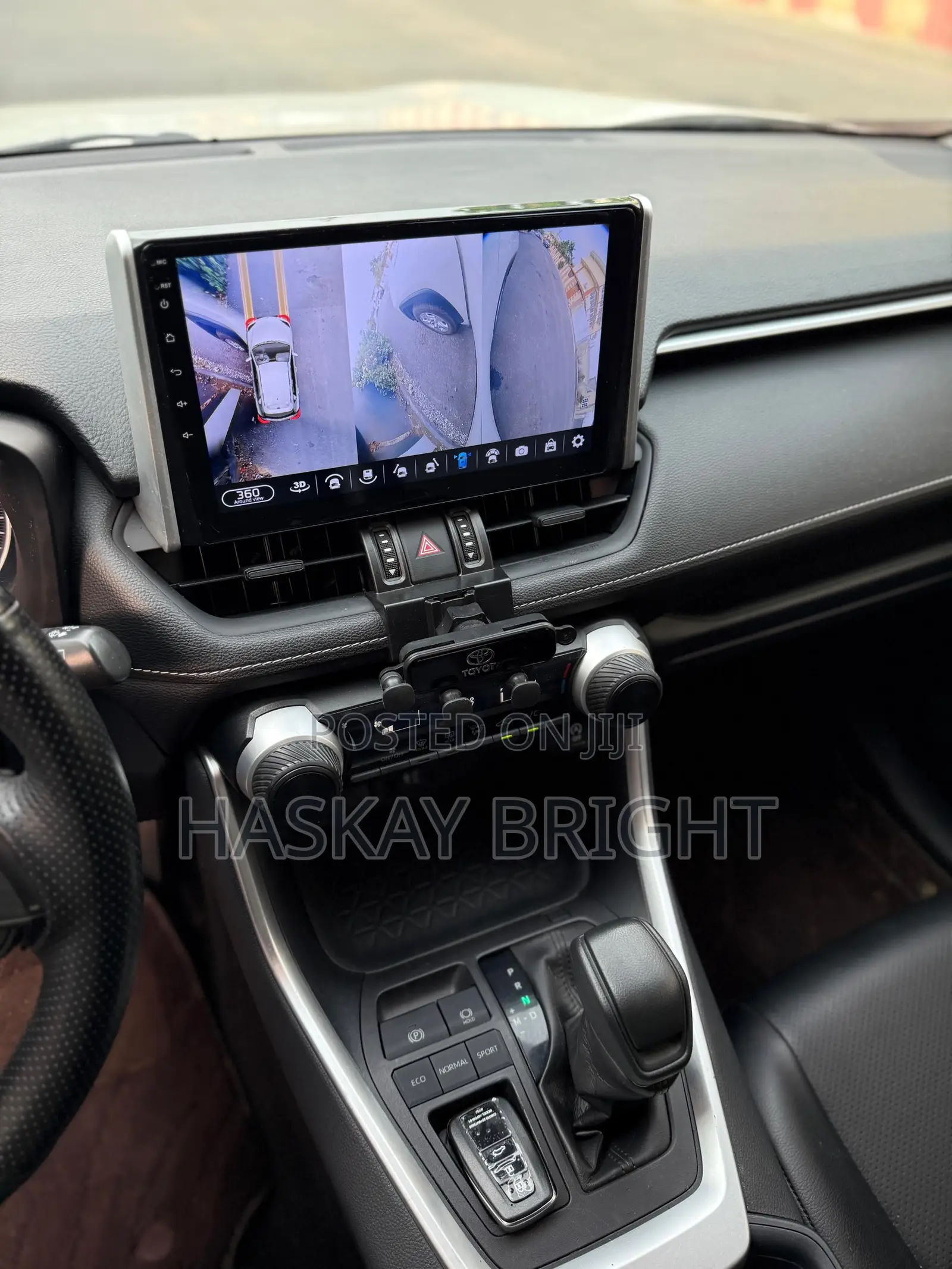 Toyota RAV4 2020 White