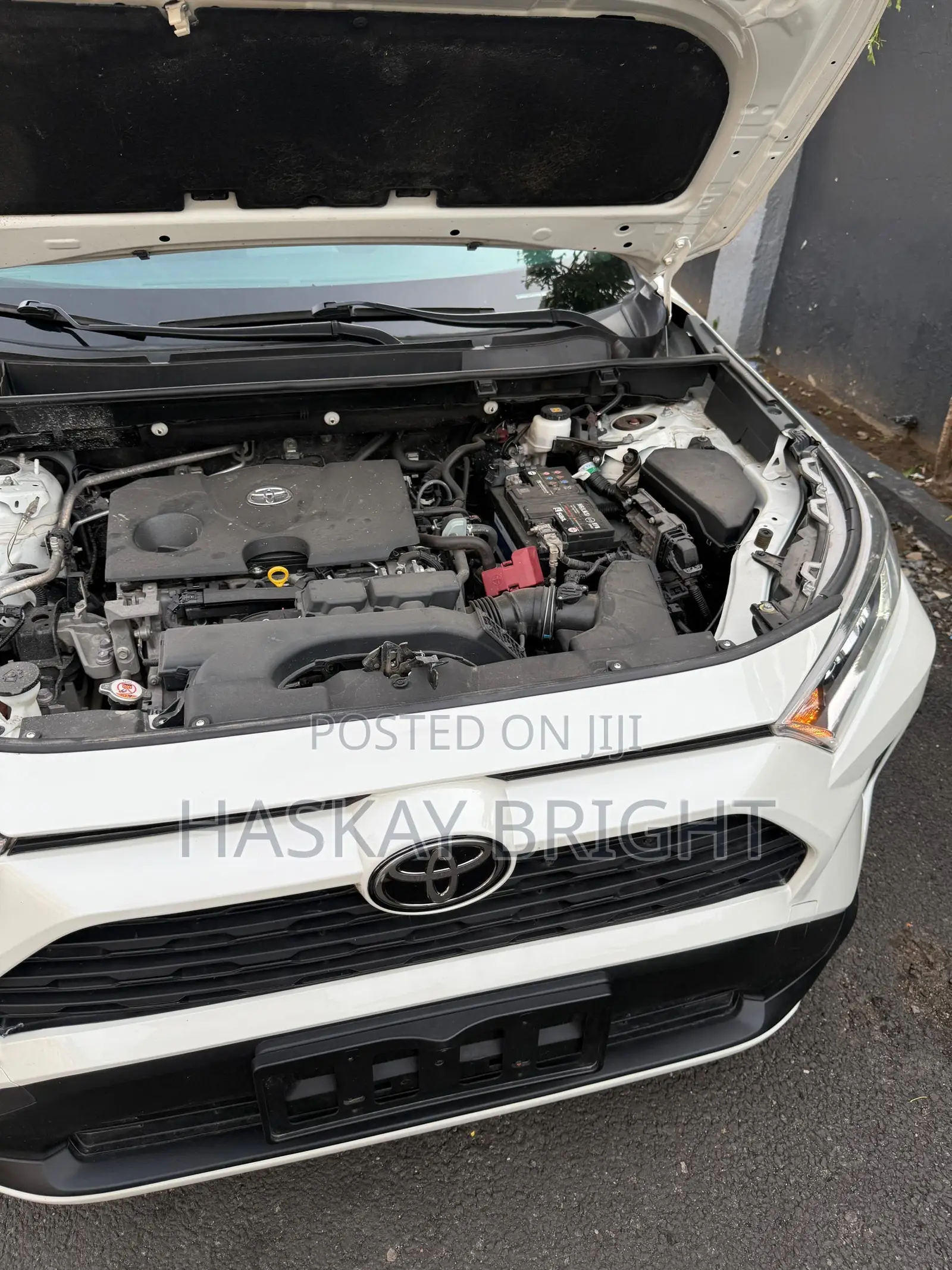 Toyota RAV4 2020 White