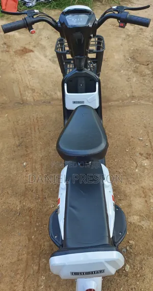 Motorcycle 2025 White
