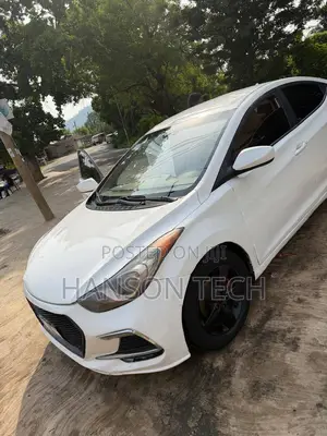 Hyundai Elantra 2013 White