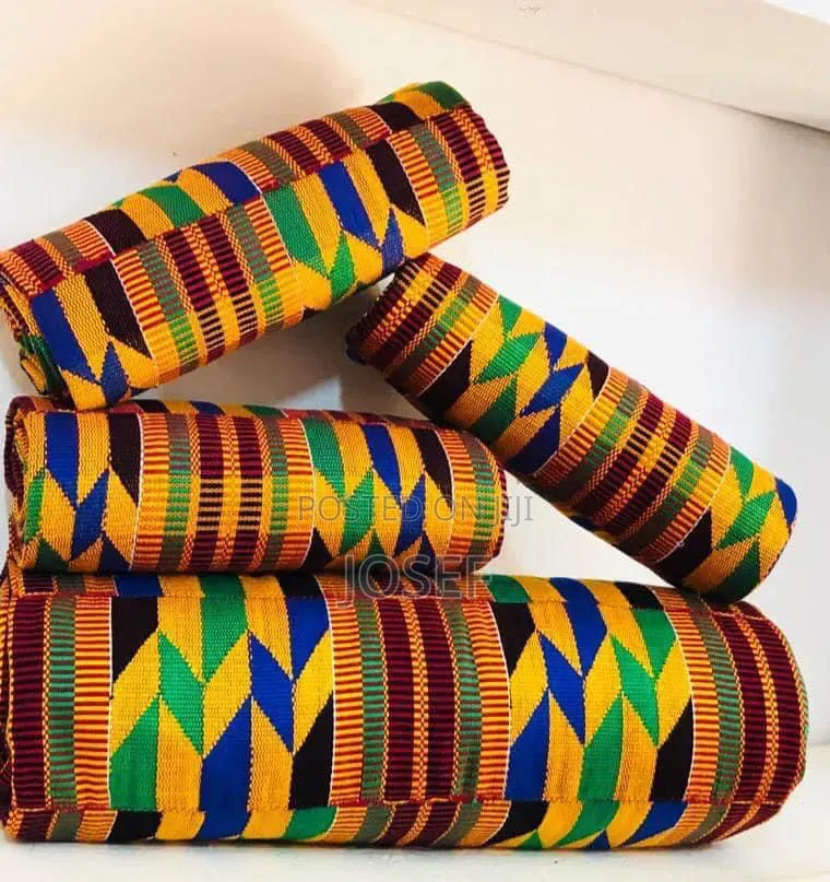 Frechikente Clothing)