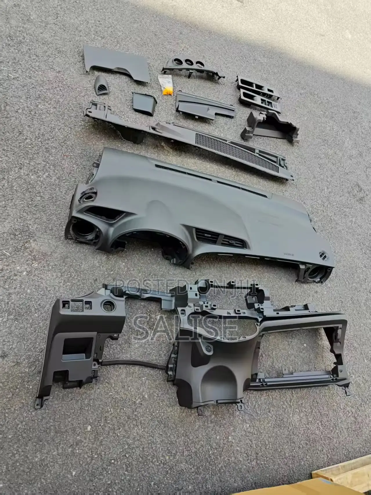 Toyota Vitz Dashboard 2011-2013