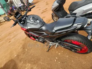 Honda NC700X 2022 Red