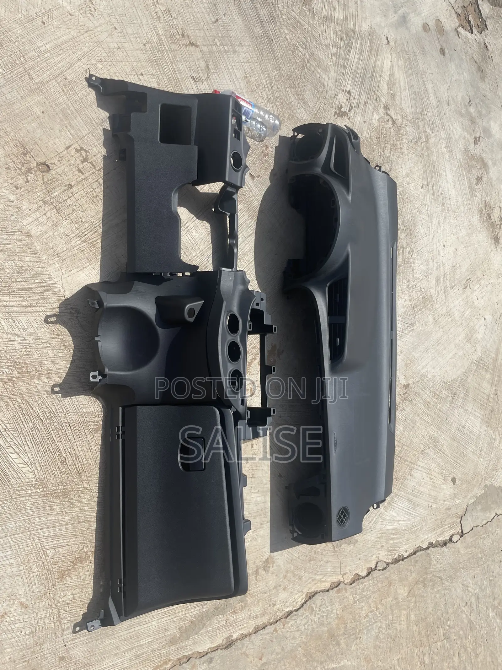 Toyota Vitz Dashboard 2011-2013