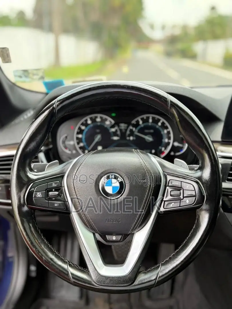 BMW 530i 2018 Blue