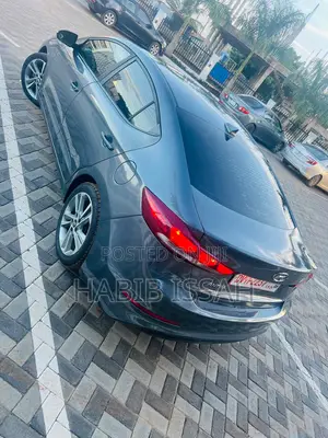 Hyundai Elantra 2017 Gray