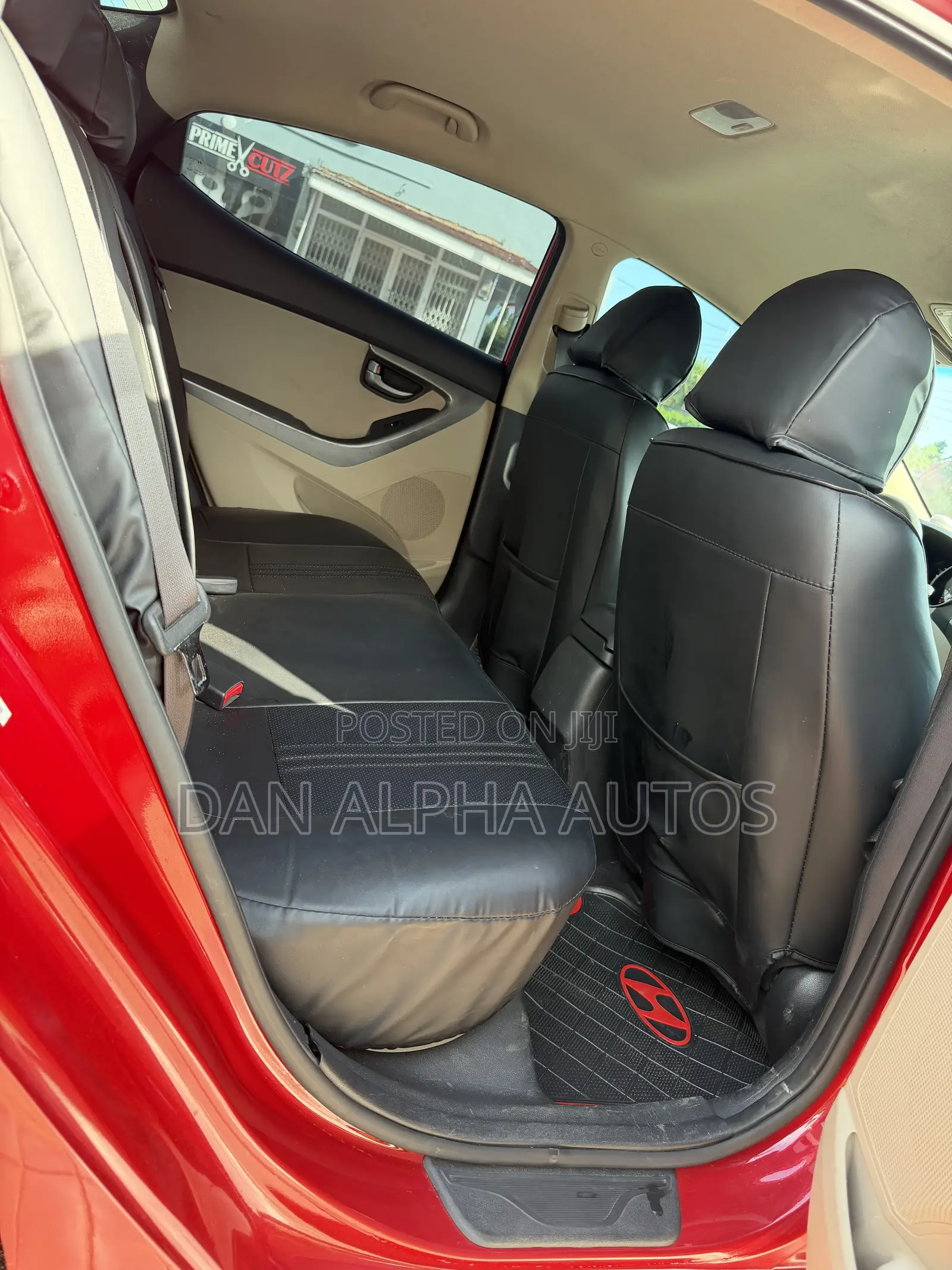 Hyundai Elantra 2015 Red
