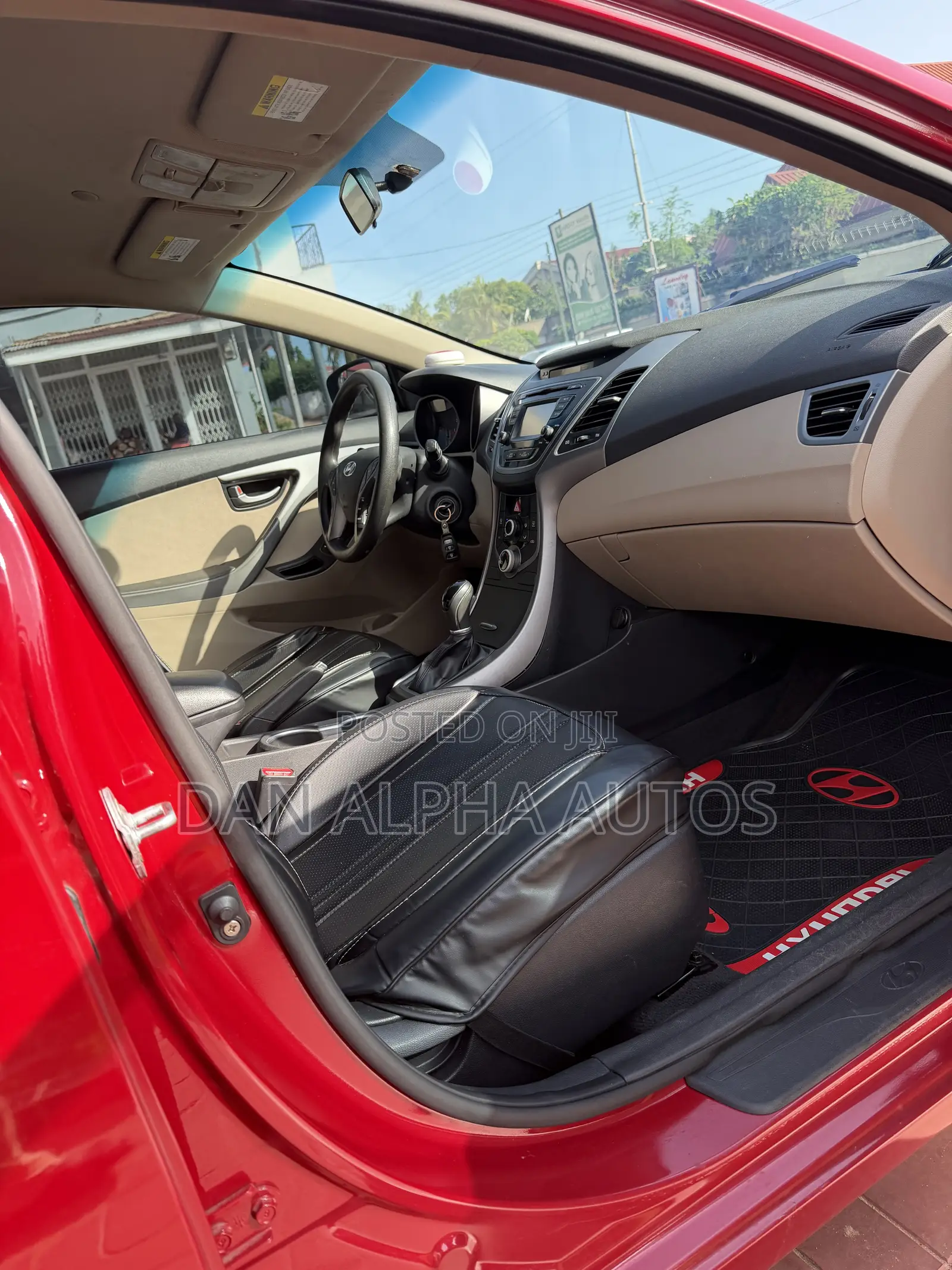 Hyundai Elantra 2015 Red