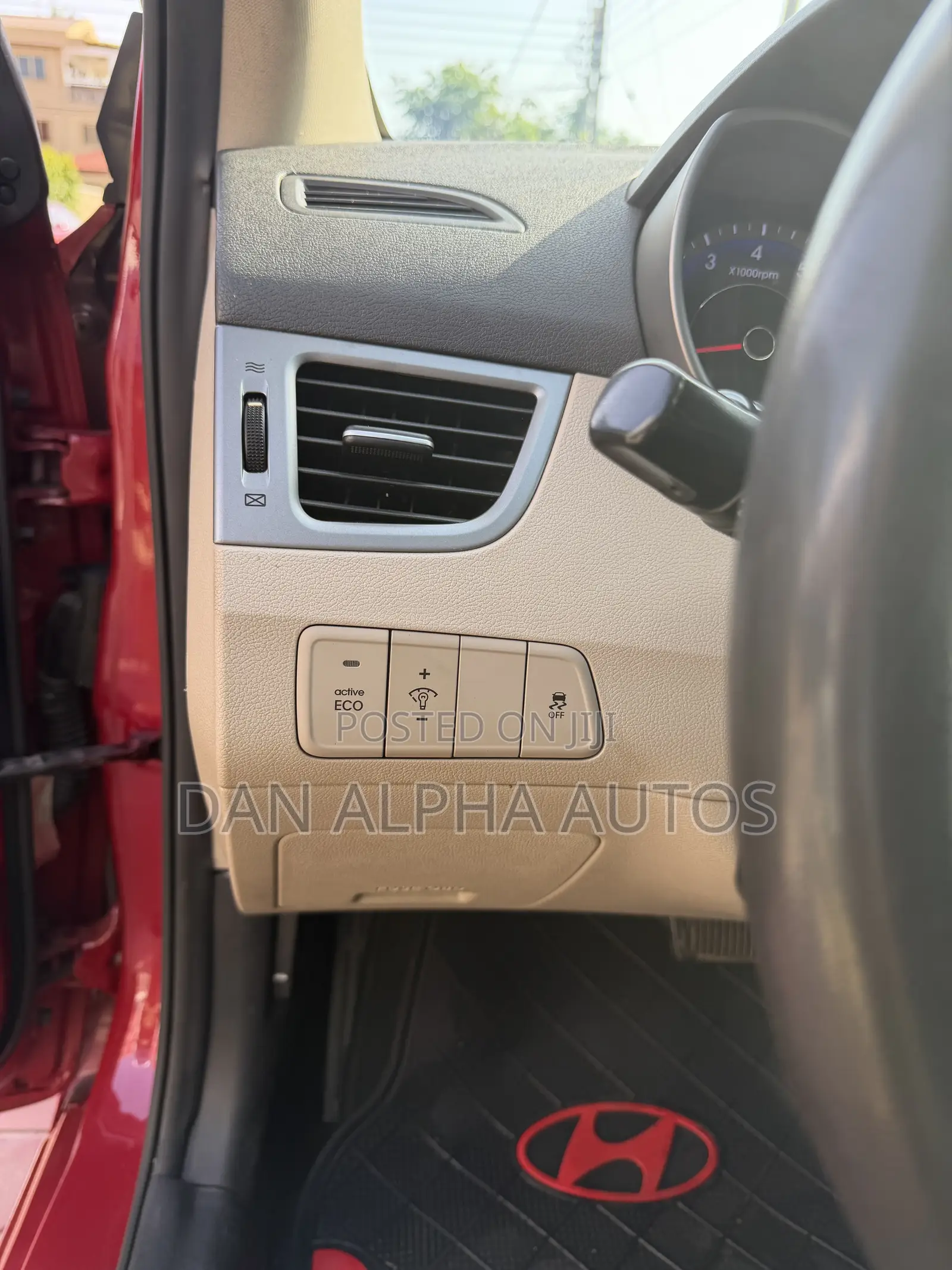 Hyundai Elantra 2015 Red